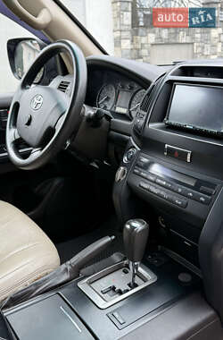 Внедорожник / Кроссовер Toyota Land Cruiser 2008 в Черновцах