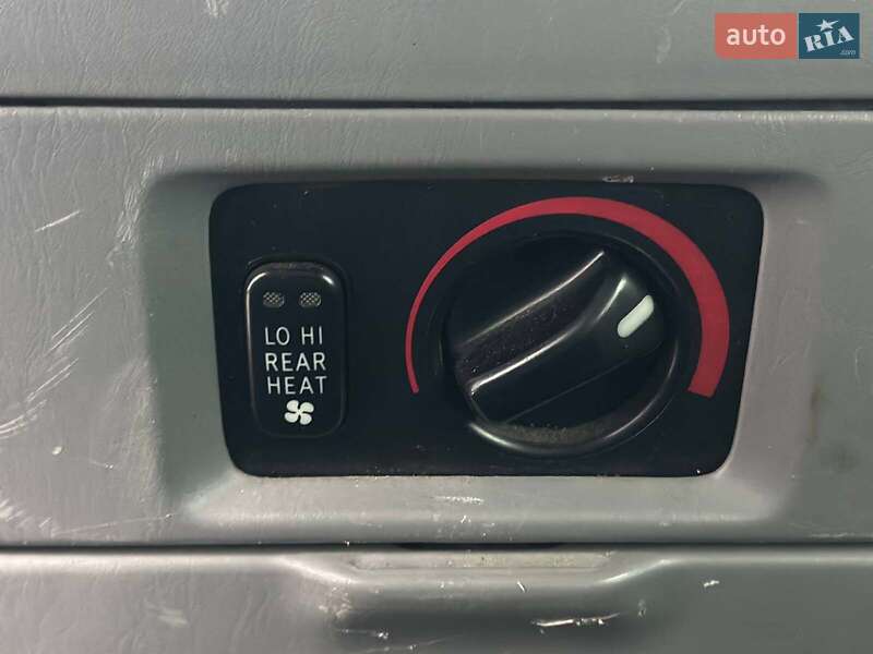 Внедорожник / Кроссовер Toyota Land Cruiser 2001 в Львове