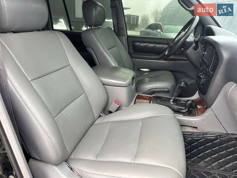 Внедорожник / Кроссовер Toyota Land Cruiser 2001 в Львове