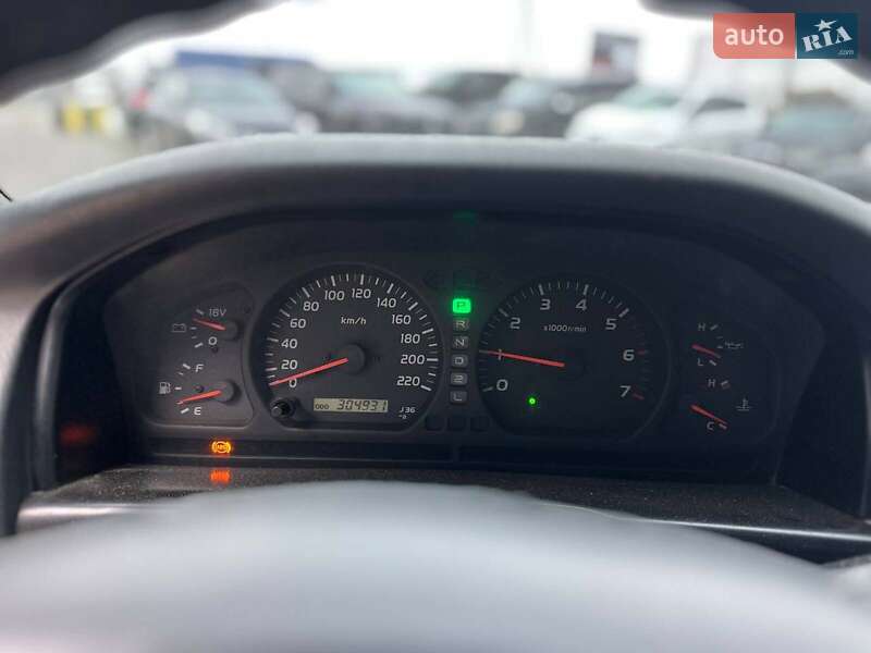 Внедорожник / Кроссовер Toyota Land Cruiser 2001 в Львове