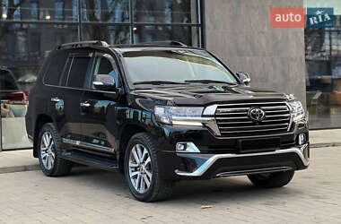 Внедорожник / Кроссовер Toyota Land Cruiser 2017 в Ужгороде