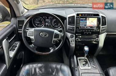 Позашляховик / Кросовер Toyota Land Cruiser 2012 в Кременчуці