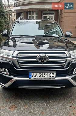 Позашляховик / Кросовер Toyota Land Cruiser 2017 в Києві