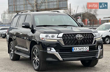 Позашляховик / Кросовер Toyota Land Cruiser 2019 в Києві