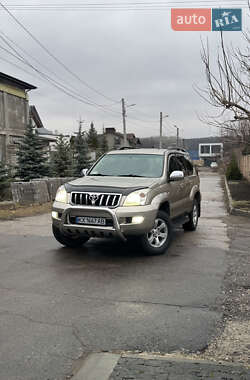 Внедорожник / Кроссовер Toyota Land Cruiser 2005 в Харькове