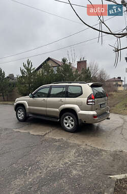 Внедорожник / Кроссовер Toyota Land Cruiser 2005 в Харькове