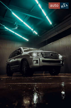 Внедорожник / Кроссовер Toyota Land Cruiser 2013 в Самборе