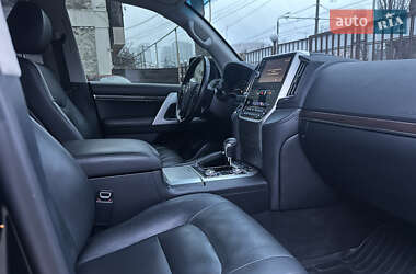 Внедорожник / Кроссовер Toyota Land Cruiser 2019 в 