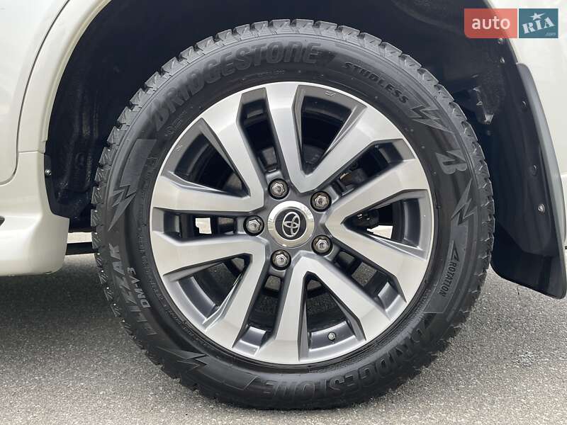 Позашляховик / Кросовер Toyota Land Cruiser 2019 в Києві