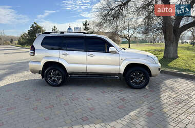 Позашляховик / Кросовер Toyota Land Cruiser 2006 в Ізмаїлі