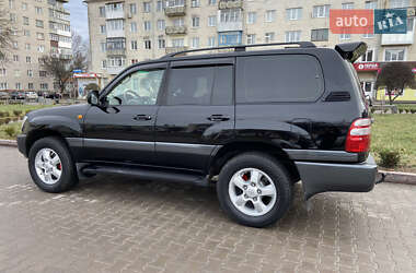 Внедорожник / Кроссовер Toyota Land Cruiser 2005 в Звягеле