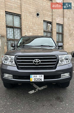 Позашляховик / Кросовер Toyota Land Cruiser 2008 в Києві