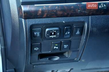Внедорожник / Кроссовер Toyota Land Cruiser 2008 в 