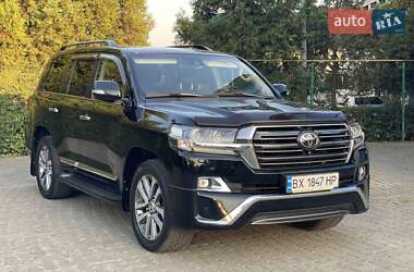 Внедорожник / Кроссовер Toyota Land Cruiser 2017 в Черновцах