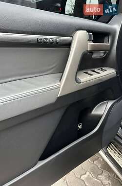 Внедорожник / Кроссовер Toyota Land Cruiser 2008 в 