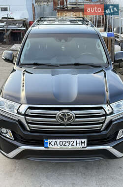 Внедорожник / Кроссовер Toyota Land Cruiser 2017 в Киеве