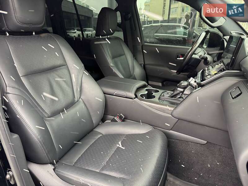 Позашляховик / Кросовер Toyota Land Cruiser 2021 в Києві