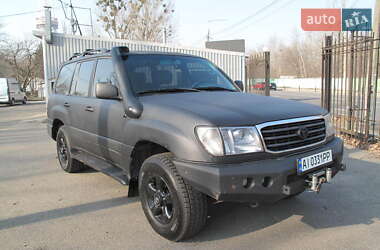 Позашляховик / Кросовер Toyota Land Cruiser 2000 в Києві