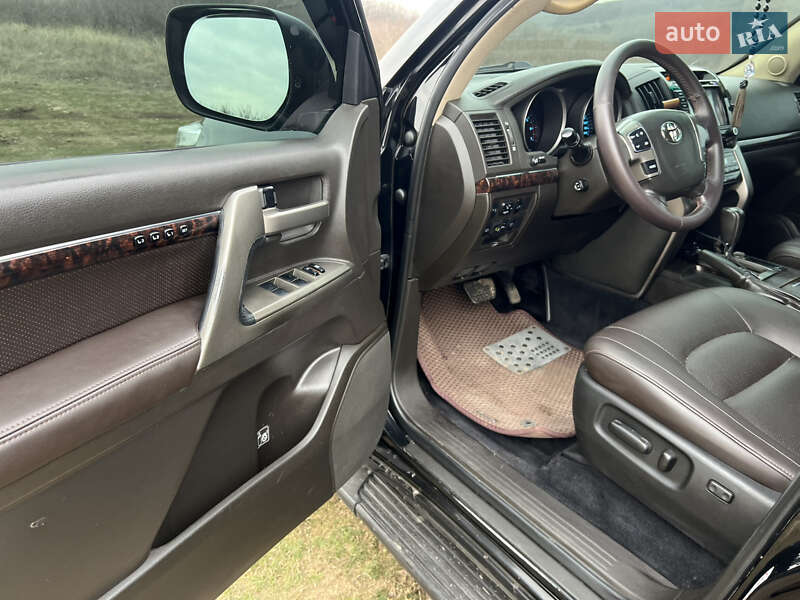 Внедорожник / Кроссовер Toyota Land Cruiser 2007 в Полтаве