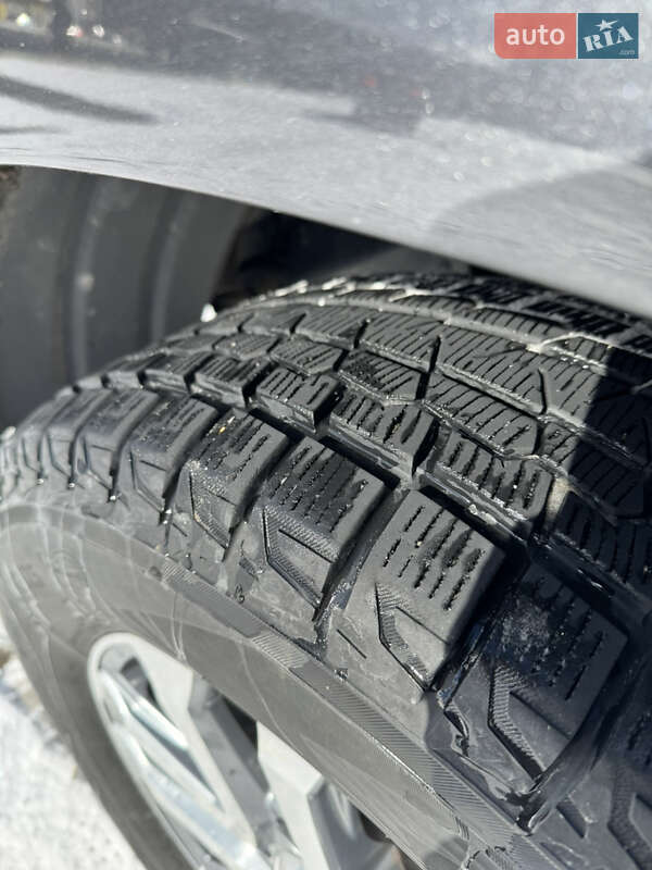 Внедорожник / Кроссовер Toyota Land Cruiser 2010 в Тернополе