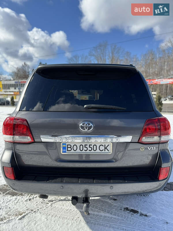 Внедорожник / Кроссовер Toyota Land Cruiser 2010 в Тернополе