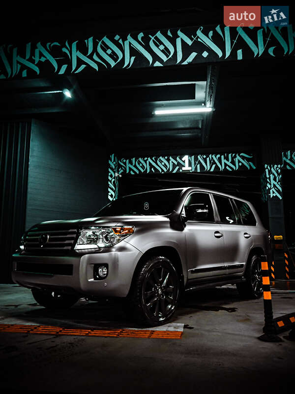 Внедорожник / Кроссовер Toyota Land Cruiser 2013 в Киеве