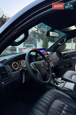 Внедорожник / Кроссовер Toyota Land Cruiser 2008 в 