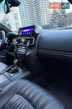 Внедорожник / Кроссовер Toyota Land Cruiser 2008 в 
