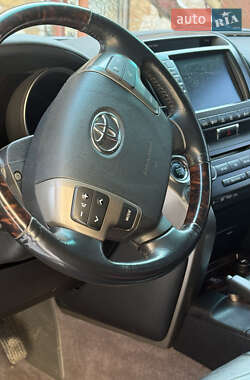 Внедорожник / Кроссовер Toyota Land Cruiser 2011 в 
