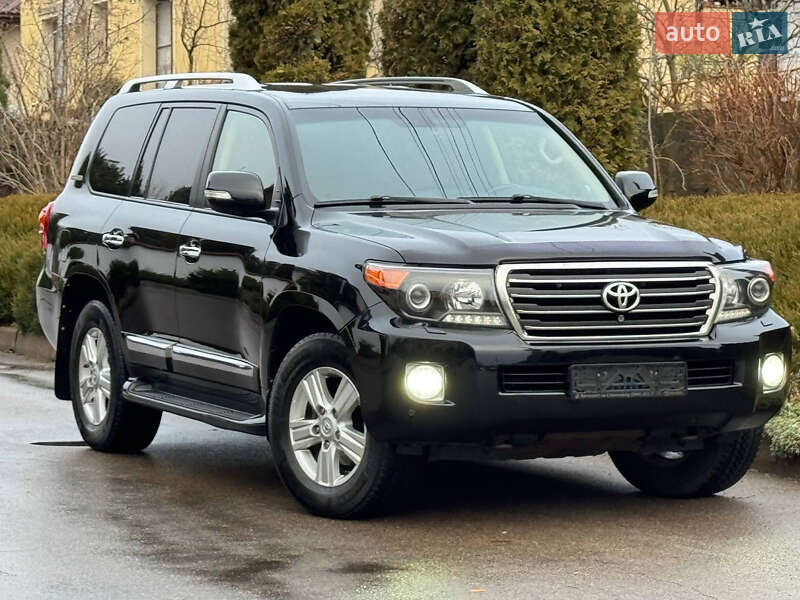 Позашляховик / Кросовер Toyota Land Cruiser 2014 в Рівному