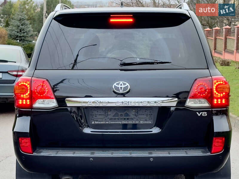 Позашляховик / Кросовер Toyota Land Cruiser 2014 в Рівному
