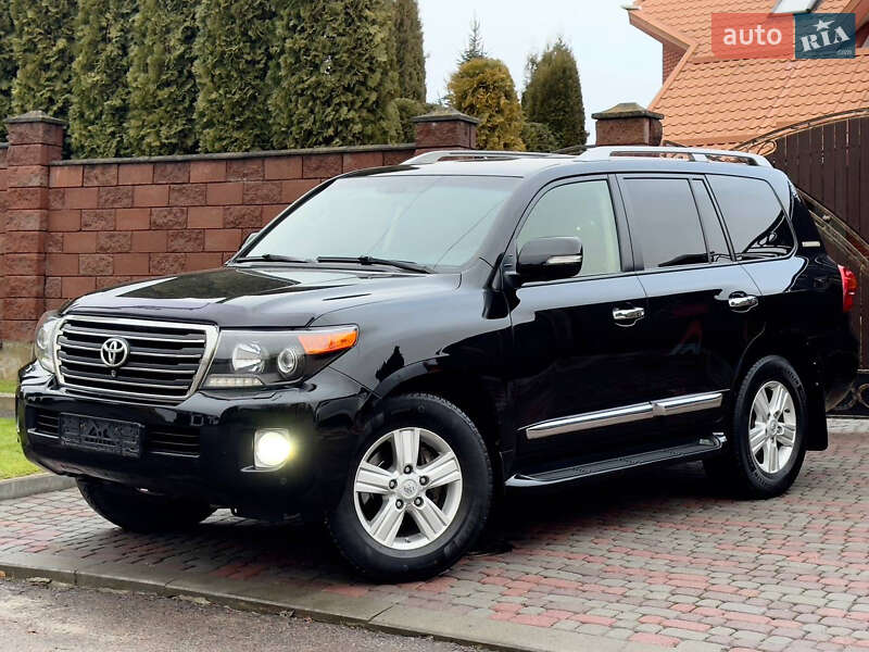 Позашляховик / Кросовер Toyota Land Cruiser 2014 в Рівному