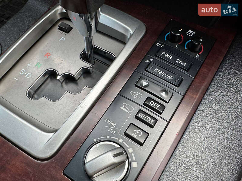 Позашляховик / Кросовер Toyota Land Cruiser 2014 в Рівному
