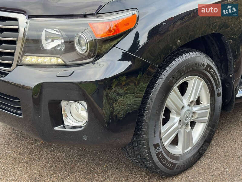 Позашляховик / Кросовер Toyota Land Cruiser 2014 в Рівному