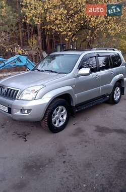 Внедорожник / Кроссовер Toyota Land Cruiser 2005 в Каменском