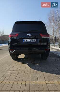 Внедорожник / Кроссовер Toyota Land Cruiser 2022 в Киеве