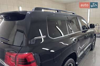Позашляховик / Кросовер Toyota Land Cruiser 2021 в 