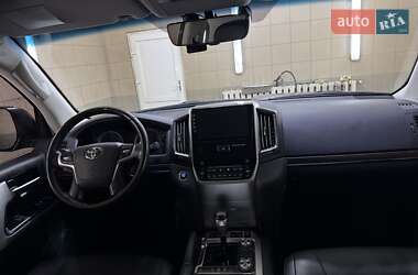 Позашляховик / Кросовер Toyota Land Cruiser 2021 в 