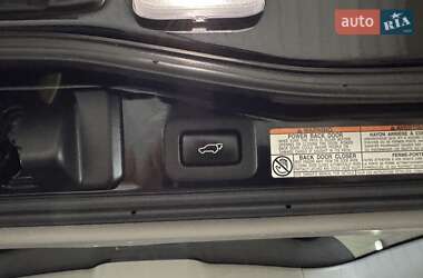 Позашляховик / Кросовер Toyota Land Cruiser 2021 в 