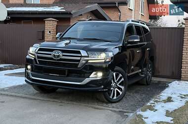 Внедорожник / Кроссовер Toyota Land Cruiser 2019 в Киеве