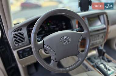 Внедорожник / Кроссовер Toyota Land Cruiser 2006 в Киеве