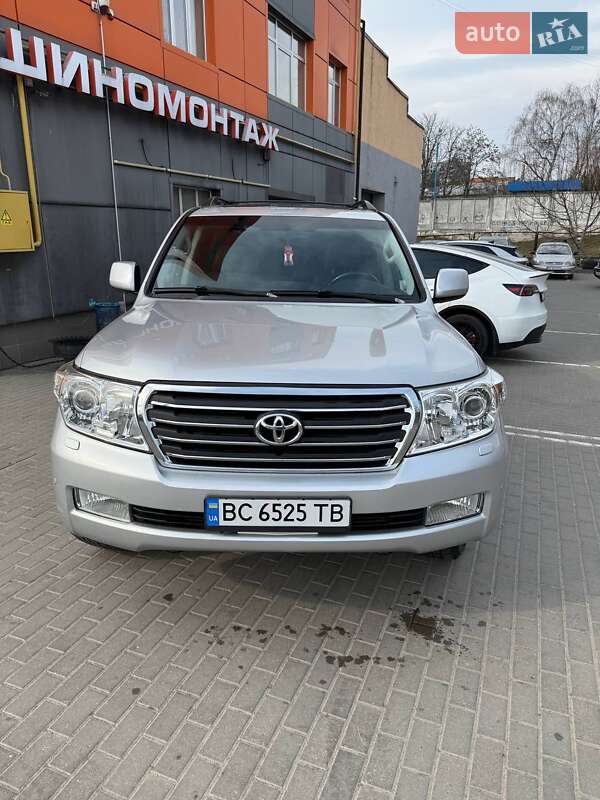 Внедорожник / Кроссовер Toyota Land Cruiser 2008 в Львове