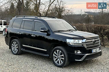Позашляховик / Кросовер Toyota Land Cruiser 2018 в 