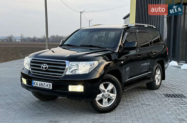 Внедорожник / Кроссовер Toyota Land Cruiser 2011 в Черновцах