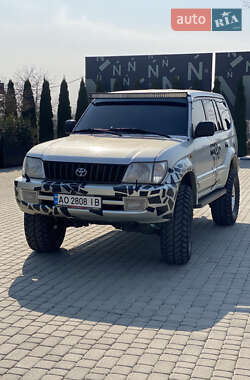 Внедорожник / Кроссовер Toyota Land Cruiser 2001 в Мукачево