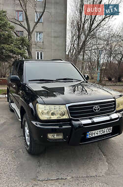 Внедорожник / Кроссовер Toyota Land Cruiser 1999 в 