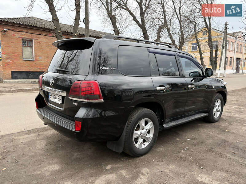 Позашляховик / Кросовер Toyota Land Cruiser 2010 в Конотопі