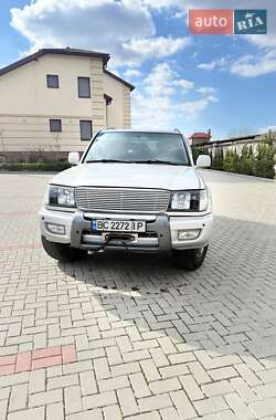 Внедорожник / Кроссовер Toyota Land Cruiser 2002 в 
