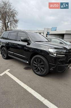 Внедорожник / Кроссовер Toyota Land Cruiser 2008 в 