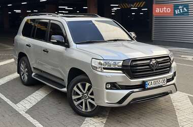 Позашляховик / Кросовер Toyota Land Cruiser 2016 в 